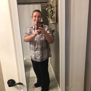 Meet your Posher, Elise